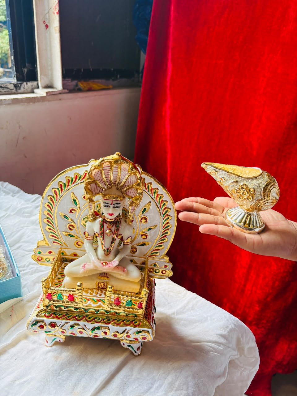 Shankh kalash for gold silver